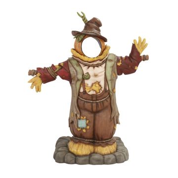 Scarecrow Photo Op Statue
