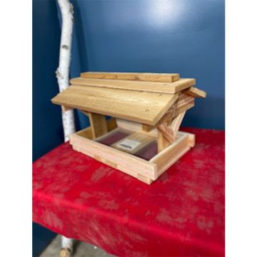 Winter Woodworks Red Cedar Fly Thru Feeder 21x14x14IN