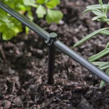 raindrip® Drip Irrigation Stakes for ¼ Tubing Support 4 Inches 10 pack