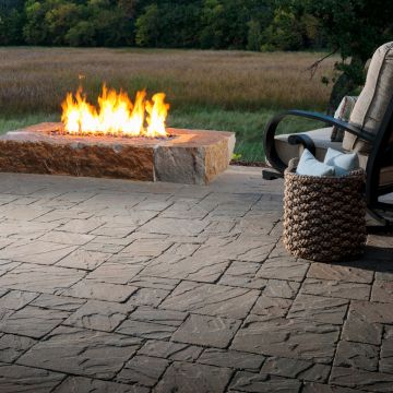BELGARD Slaton Plus™ Tumbled, Paver Bricks, 5"x8"