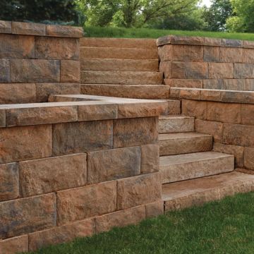 BELGARD Diamond Pro® Wall Blocks: Quarried Face