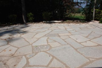 MOUNTAIN CREST Flagstone