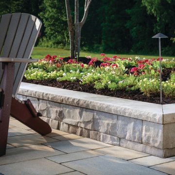 BELGARD Brisa® Wall Blocks: 3-Piece Freestanding Wall System