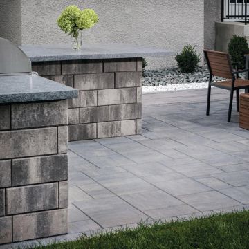 BELGARD Tandem™ Veneer Column Blocks: Melville